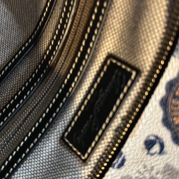 DVC TOTE BAG…new without tags - Picture 5 of 14